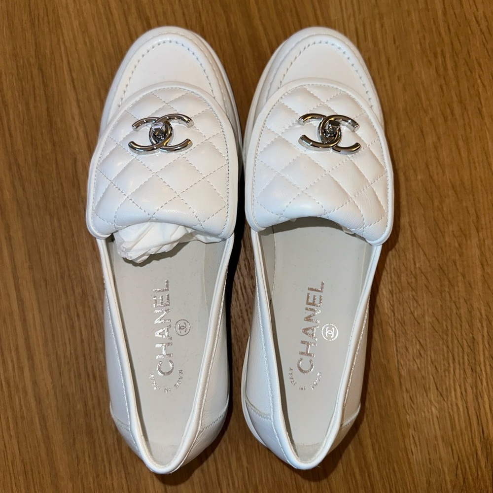 Chanel White Quilted Lambskin Leather Loafers 2023